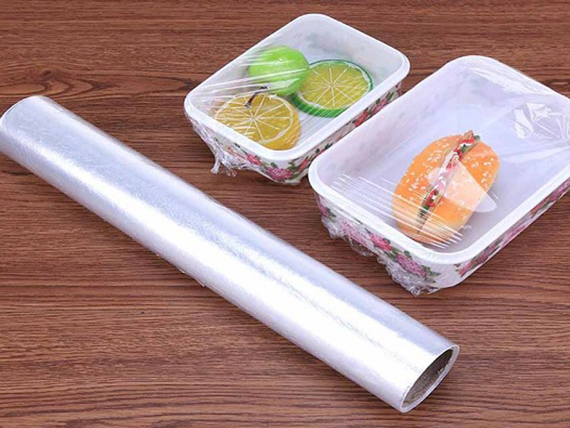 Màng bọc thực phẩm trong gia đinh