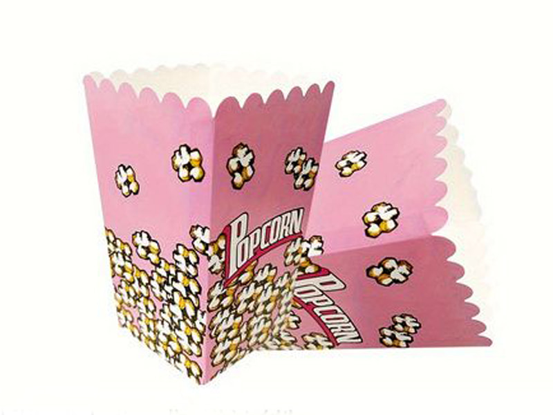 Hộp đựng quà tặng được chú trọng về mặt thẩm mỹ với nhiều họa tiết, màu sắc độc đáo