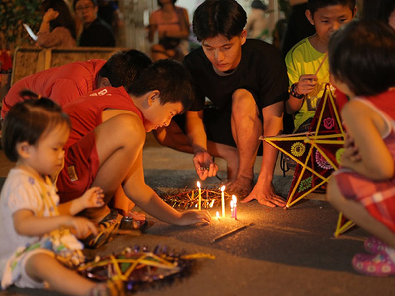 Tham gia vào các trò chơi dân gian thú vị tại các địa điểm đi chơi Trung thu ở Sài Gòn