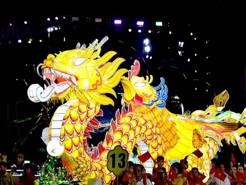 Mỗi năm, chủ đề các mô hình đèn lồng lễ hội Thành Tuyên lại được thay đổi, tạo nên sự mới mẻ