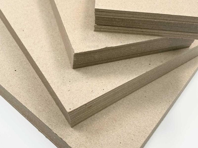 Lớp giấy carton lạnh có độ cứng cao, chịu lực tốt