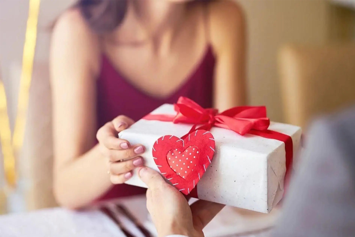 Gợi ý 10 món quà tặng cho ngày Valentine ngọt ngào, lãng mạn