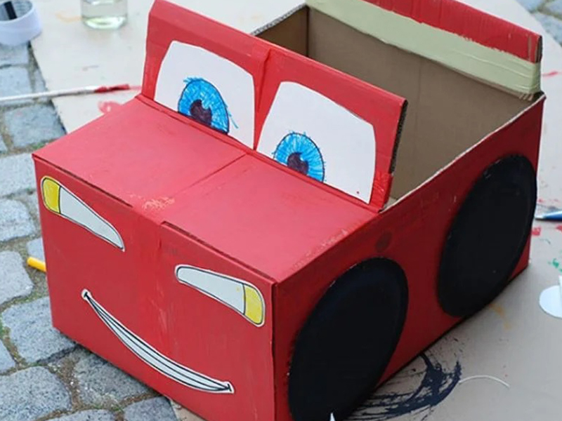 Gợi ý mẫu ô tô làm từ thùng carton