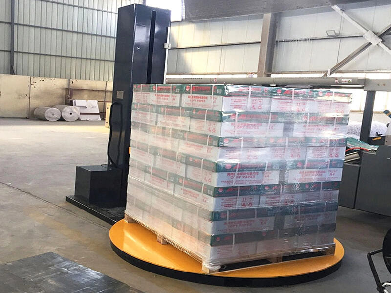 Có nên dùng máy quấn màng pallet không? Phân tích ưu nhược điểm chi tiết 9 Sử dụng máy quấn màng pallet giúp tiết kiệm đến 50% lượng màng PE tiêu thụ.